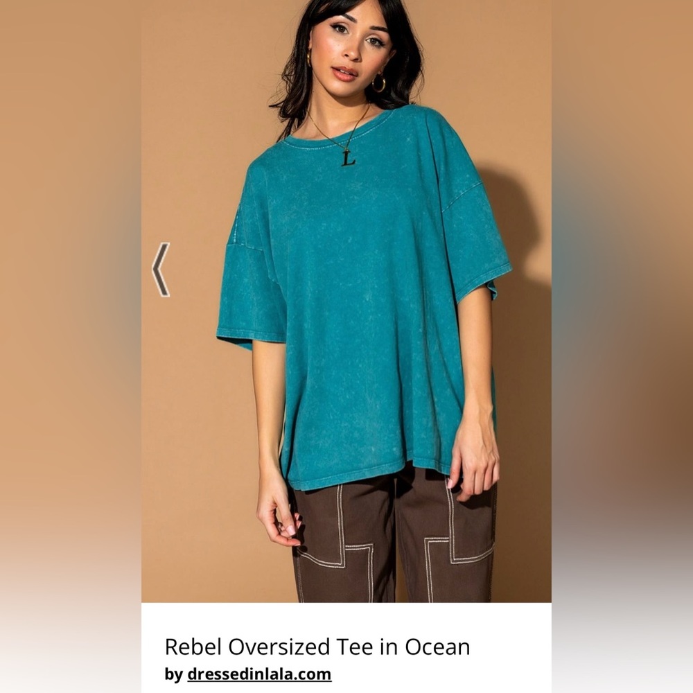 DIL oversized size S/M teal tshirt